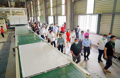 “生態新材 創領未來-東鵬湖口超級工廠環保行”活動圓滿收官